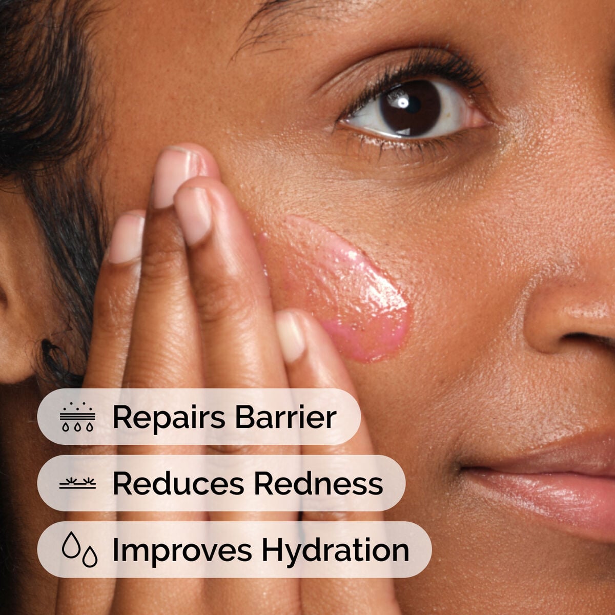 soothing-and-barrier-support-serum-set-p2 ord-soothing-barrier-support-serum-model-application-with-benefits.jpg